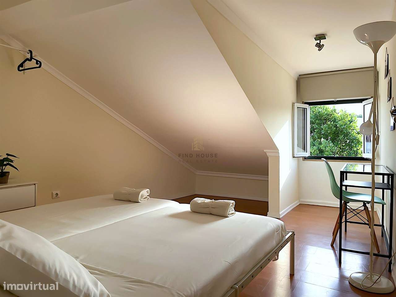 Apartamento T3 Duplex totalmente remodelado na zona histórica da Ajuda-17