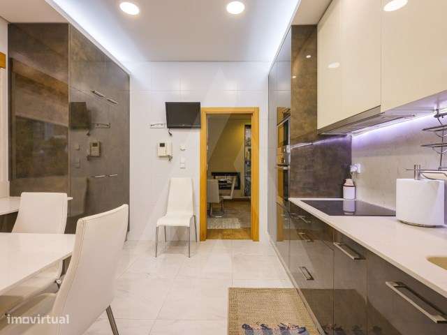 Moradia T3 mobilada e equipada com garagem fechada em Esgueira - Grande imagem: 5/50