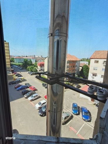 Confort si spatiu – apartament 3 camere, zona Republicii, Targu Jiu-13