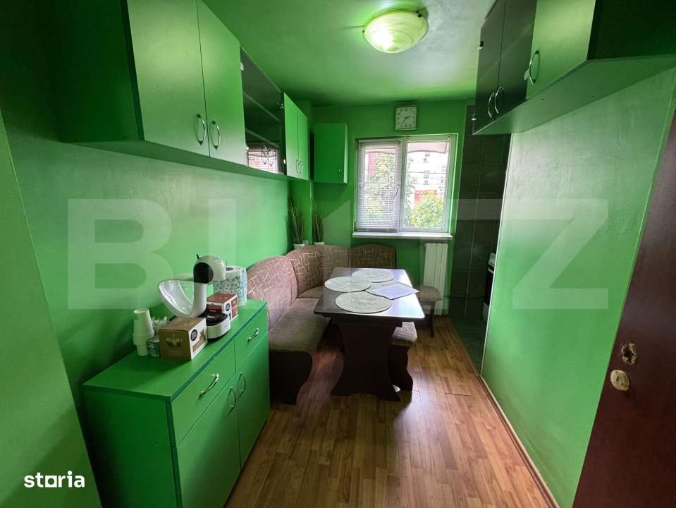 Apartament de vanzare, cu 3 camere, 65mp, zona Materna - Craiovita nou - Imagine principală: 4/10