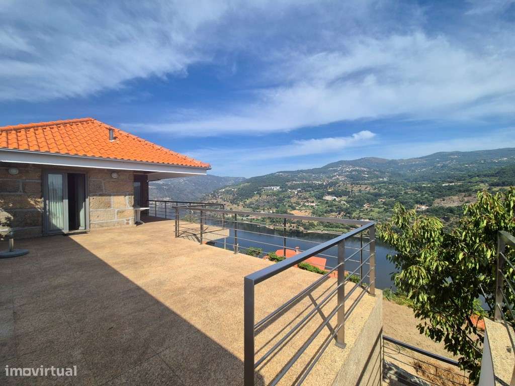 Casa fim semana c/ vistas espetaculares p/ o Douro.-8