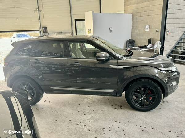 Land Rover Range Rover Evoque 2.2 TD4 Prestige - 4