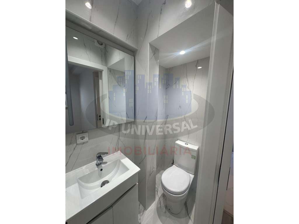 Vende se Apartamento T2 Albufeira-14