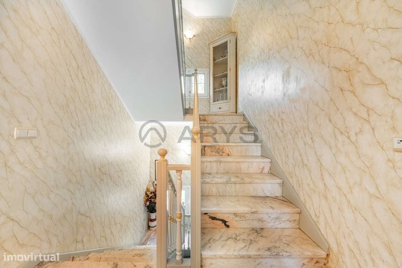 Moradia Isolada T5-25