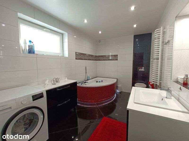 Piękny dom z dużym tarasem, dostępny od zaraz!-7