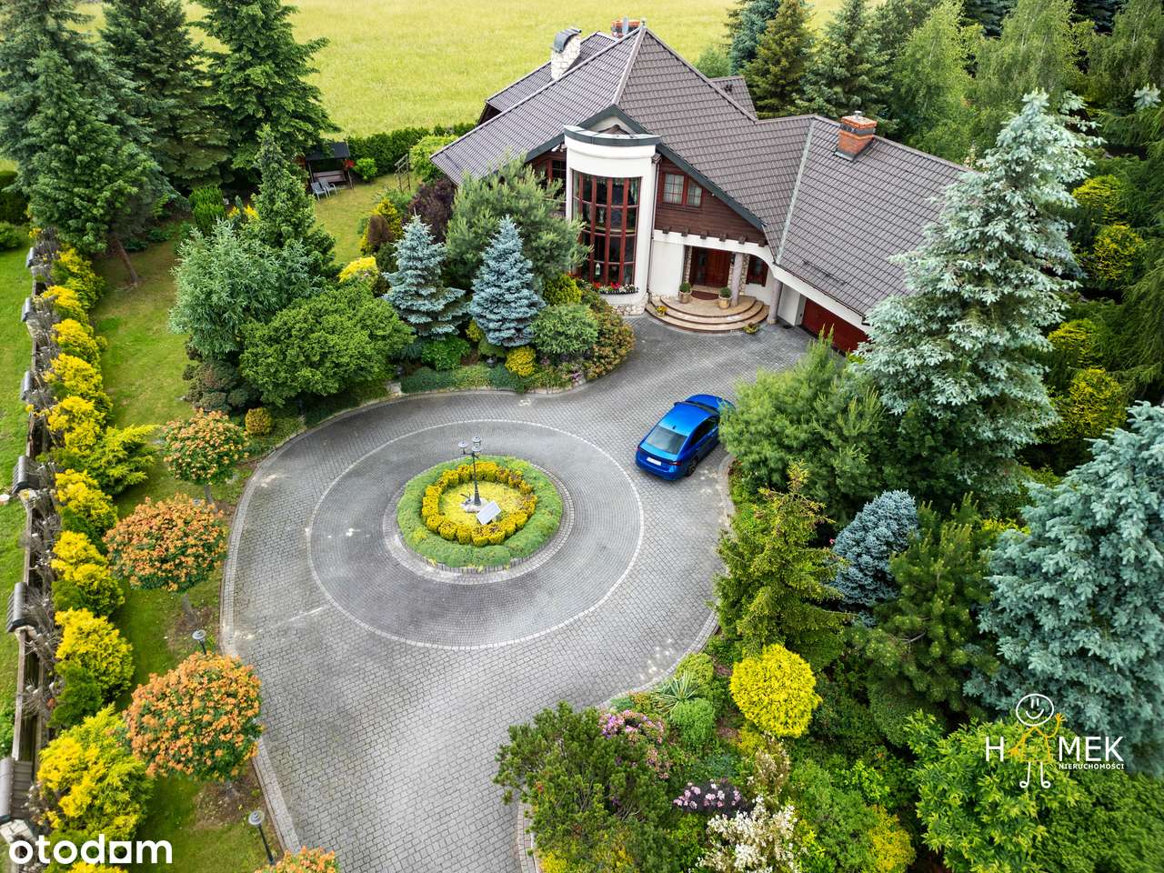 Rezydencja z pięknym ogrodem | 460 m² | 2505 m² działki | 8 pokoi |
