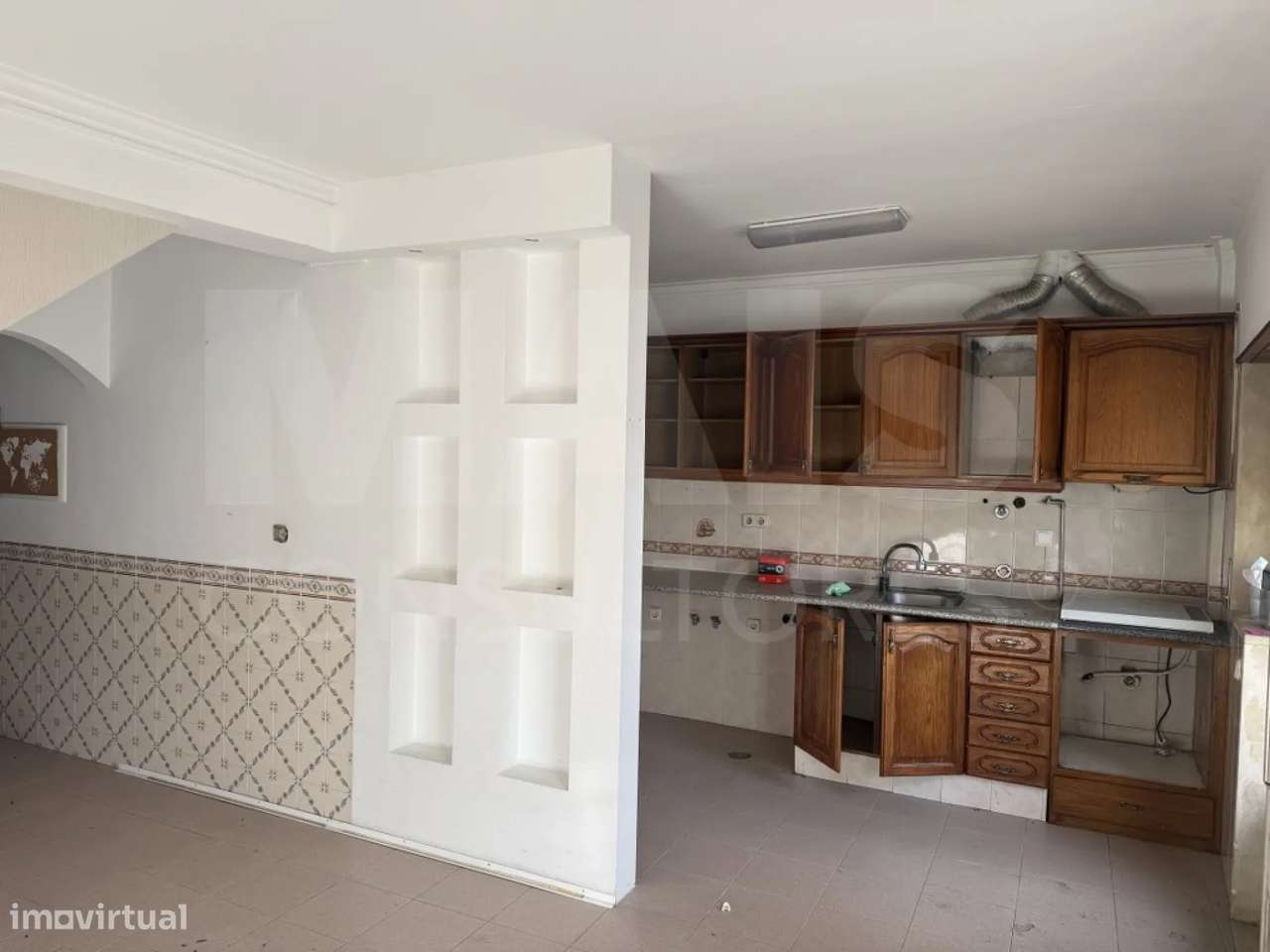 Já pensou em viver e trabalhar no sítio mais central de Arruda? - Grande imagem: 4/45