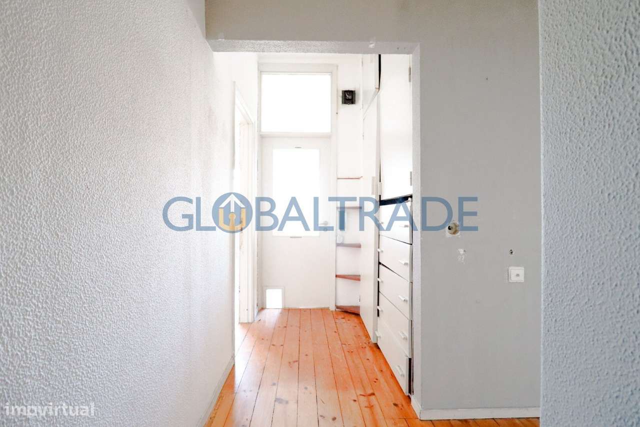 Apartamento T1 no coração do Porto-17