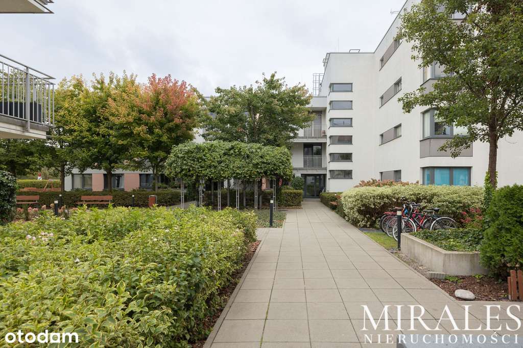 Trzystronne | Dla rodziny | 2 łazienki | Garaż-16