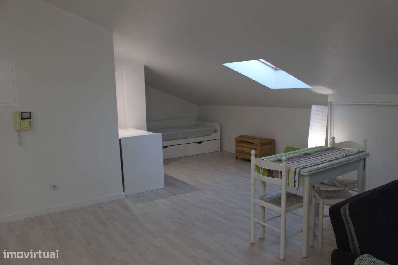 Apartamento T1+1 (Água e TV+NET incluído) - Grande imagem: 5/16