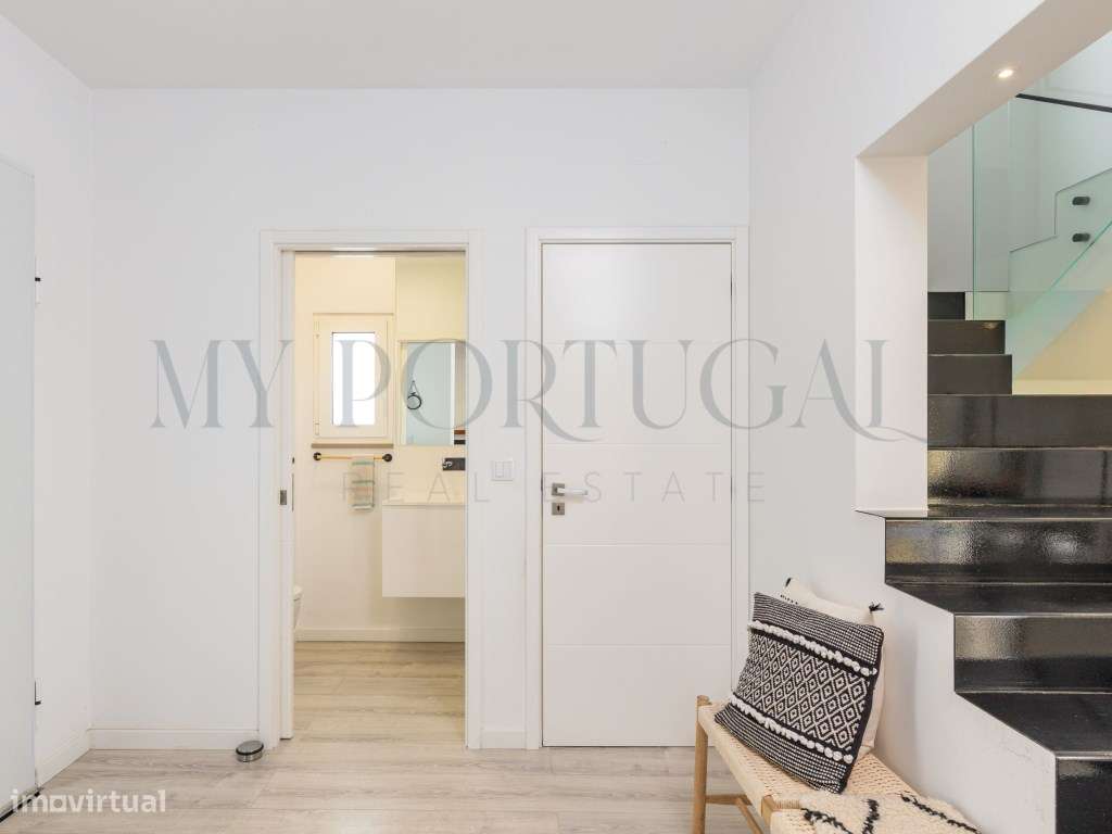 Uma Moradia com Vistas Deslumbrantes de Mar e Vale-5