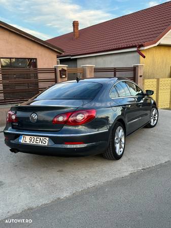 Volkswagen Passat CC 2.0 TDI DSG - 9