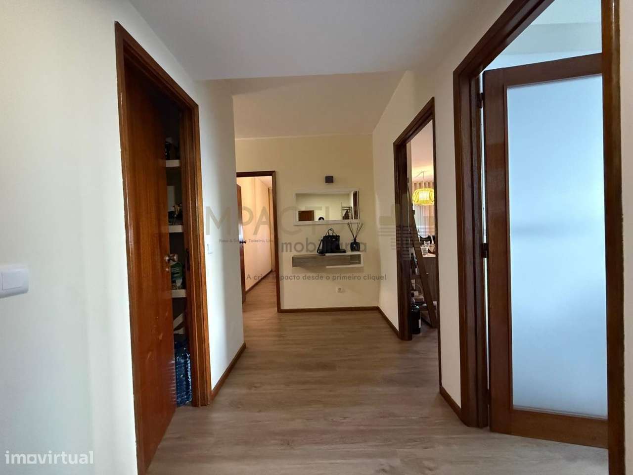 Apartamento T2 com garagem no centro-9