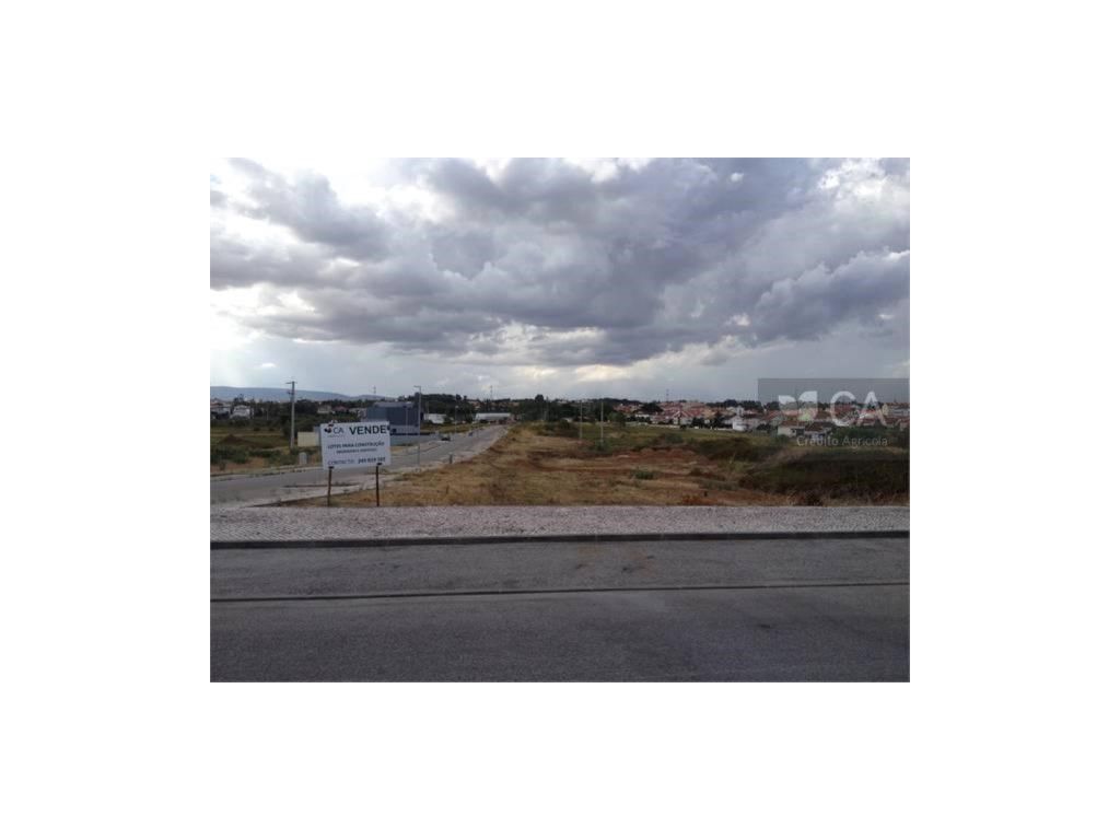 Lote de terreno para construção