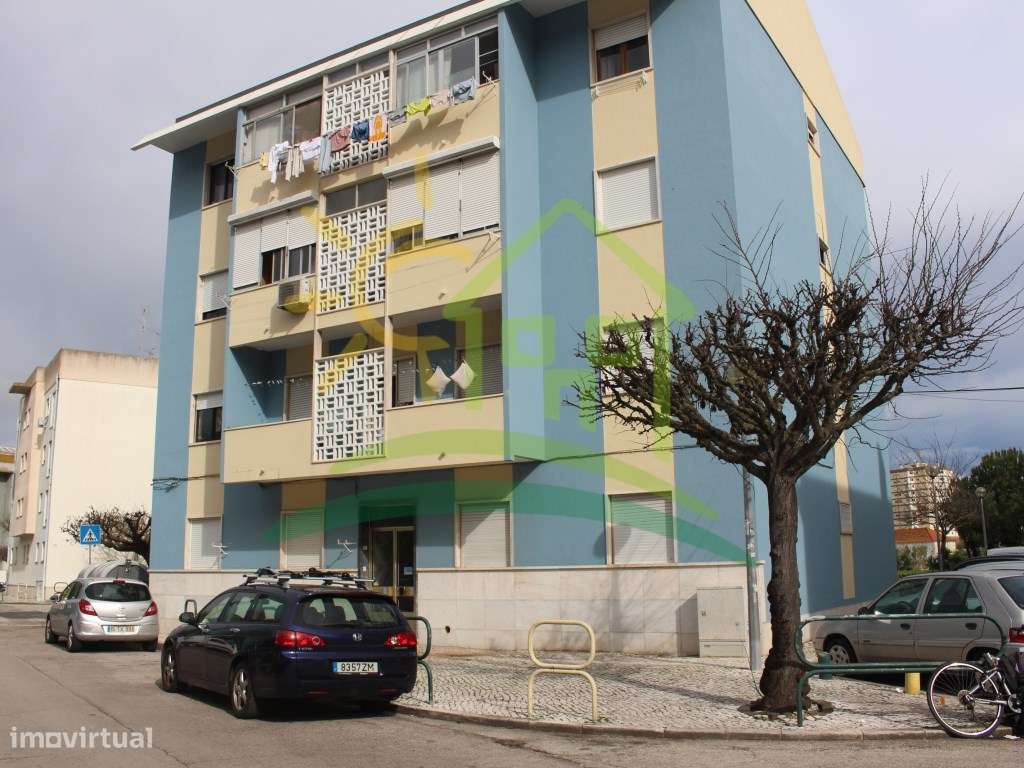 T1 Olival Basto a 10 minutos a pé do metro - Sr. Roubado-25