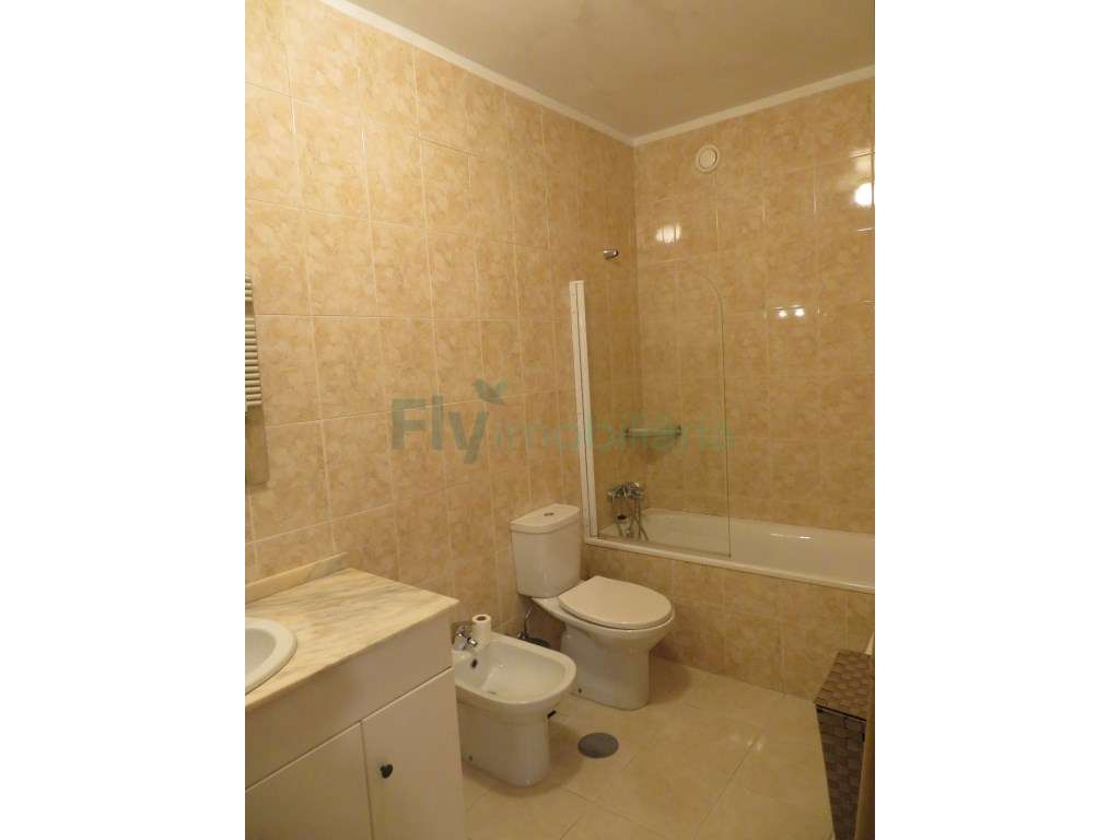 Apartamento T3 - Junto à Universidade e Hospital de S.João no Porto-20