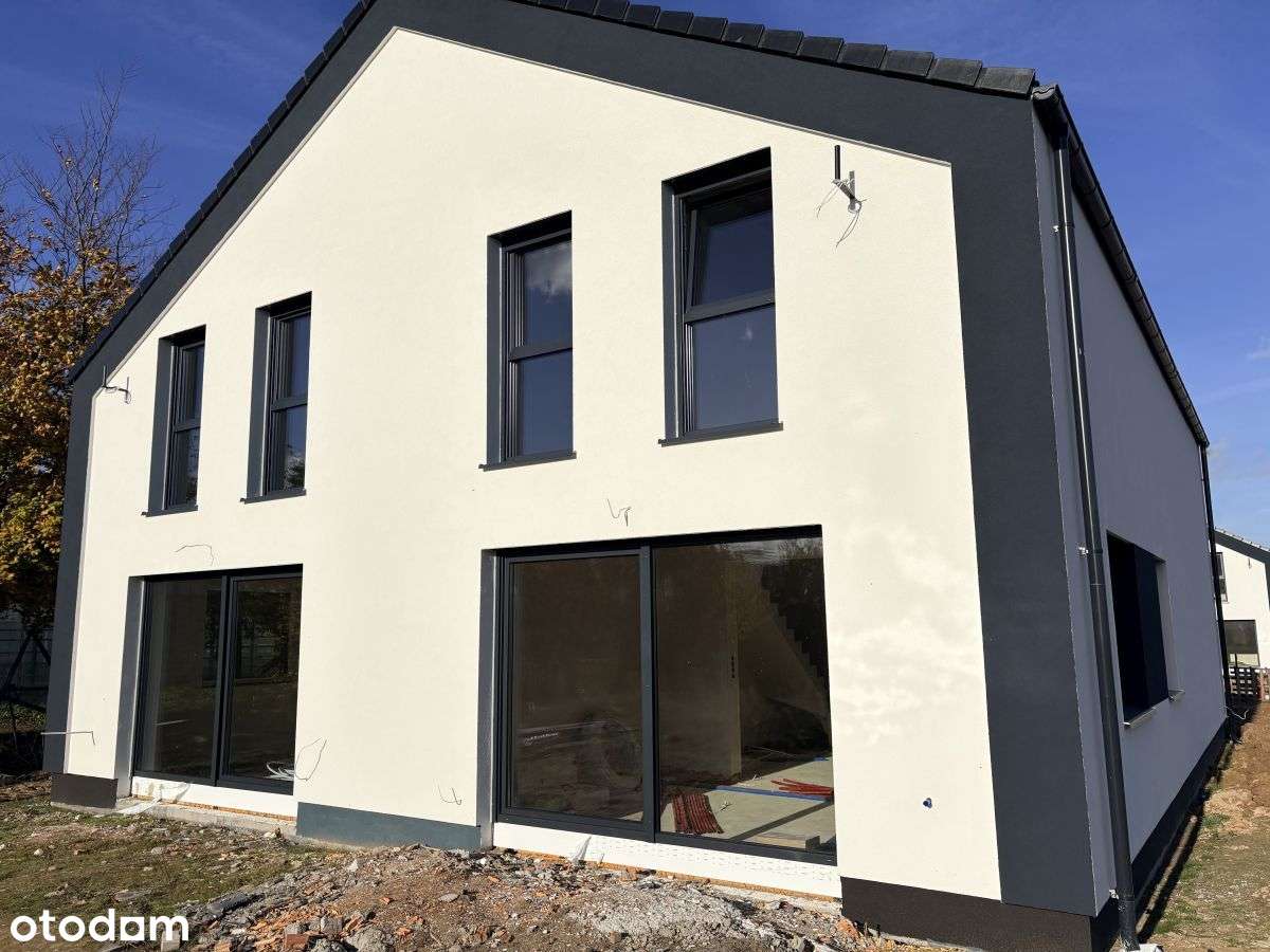 Dom, 120 m², Dachowa-1