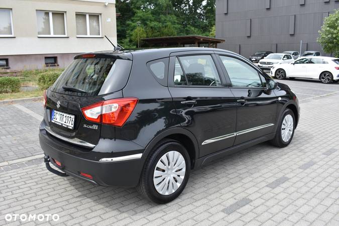 Suzuki SX4 S-Cross - 12