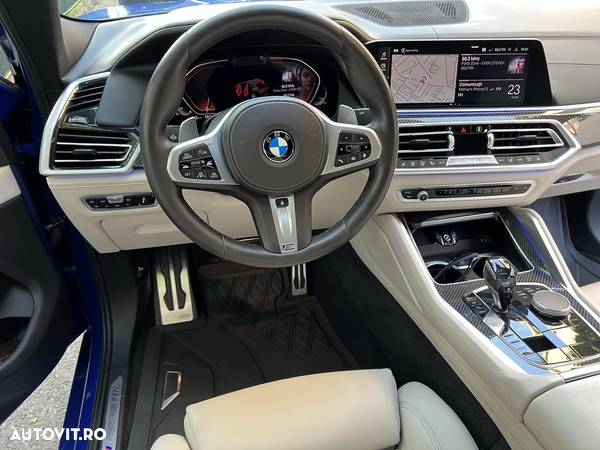 BMW X6 xDrive40i - 13