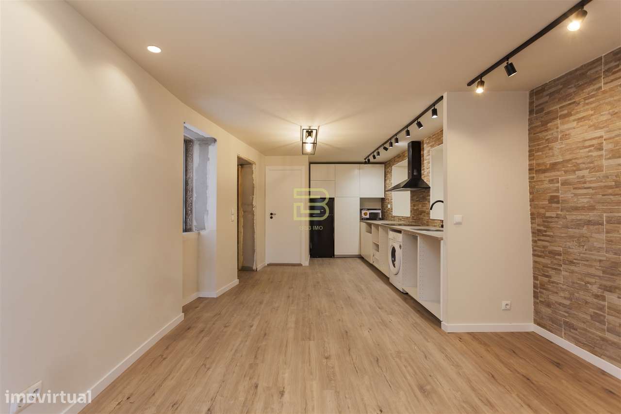 Apartamento T1 novo na tradicional Travessa de São Vitor, no Porto-13
