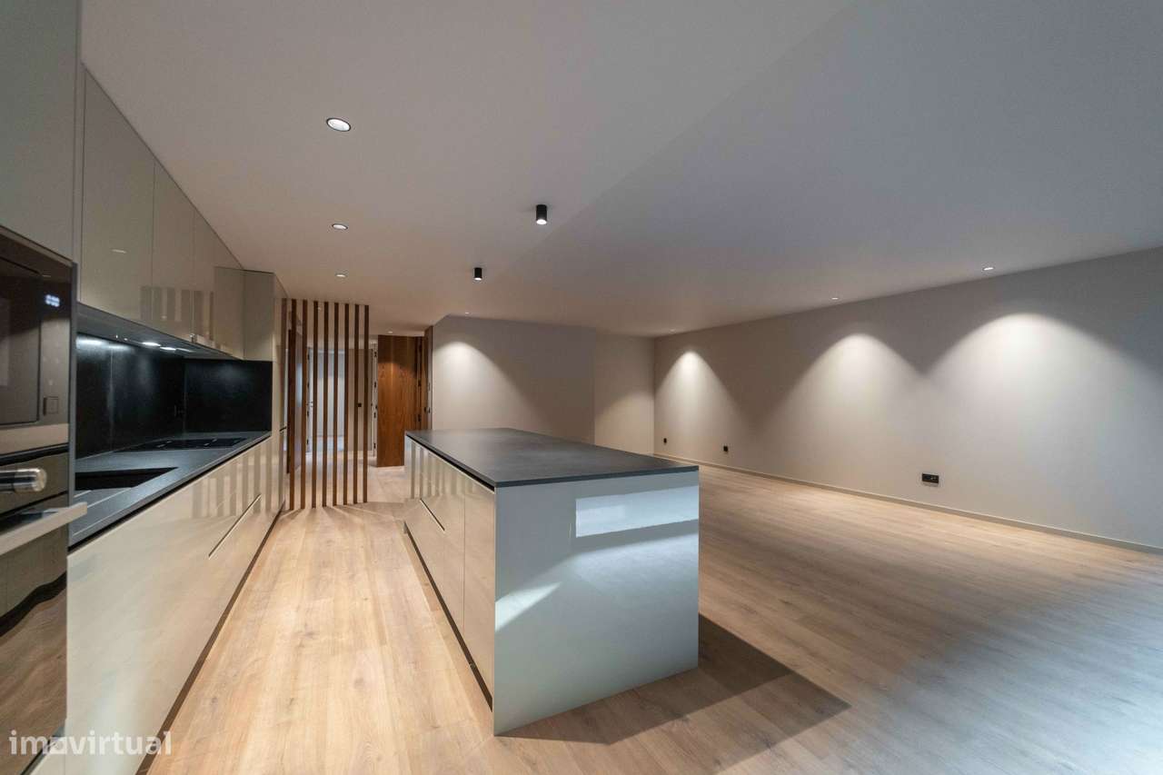 T2 Novo C/Terraço - Grande imagem: 3/28