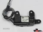 Fecho da mala Direito/Inferior Seminovo/ Original BMW X5 (F15, F85) 51247351058 - 1