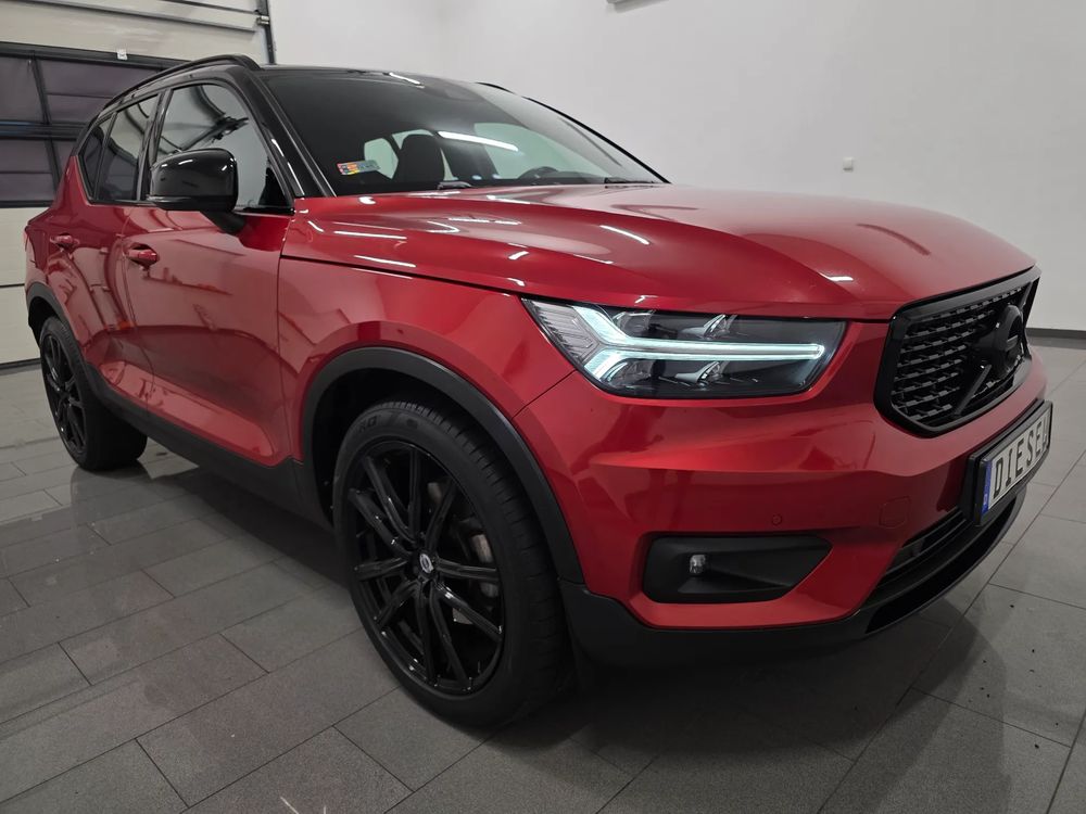 Volvo XC40 D4 AWD R-Design 2019