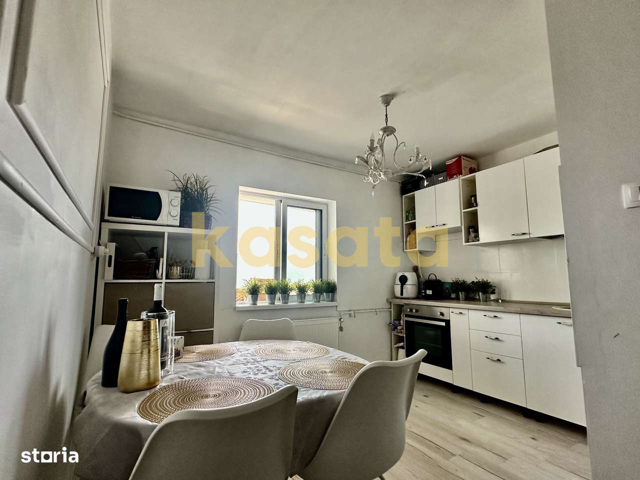 Apartament 3 camere Băneasa, la 1 minut de Parcul Hersatrau - Imagine principală: 5/12