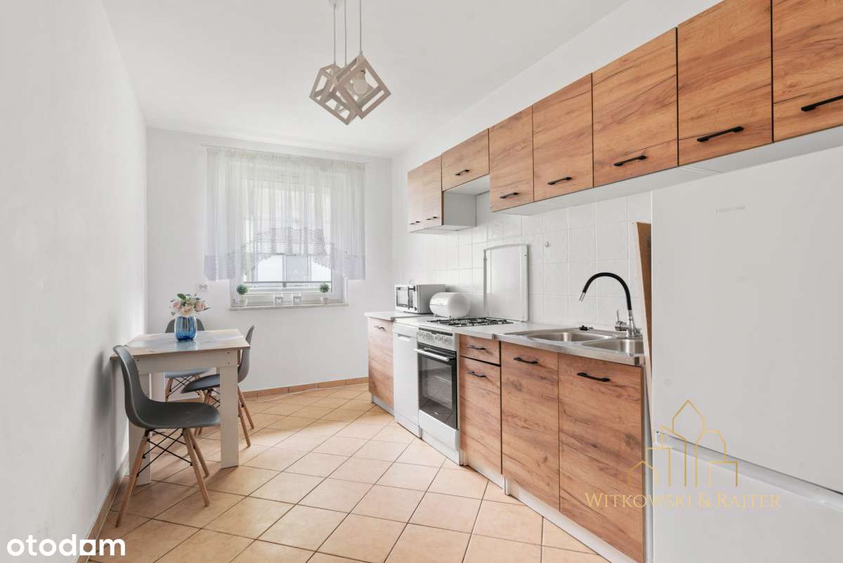 2 Pokoje Okazja Oddzielna Kuchnia Garaż Balkon-3