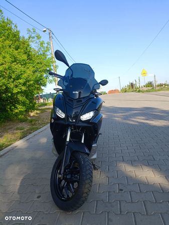 Aprilia SR - 1