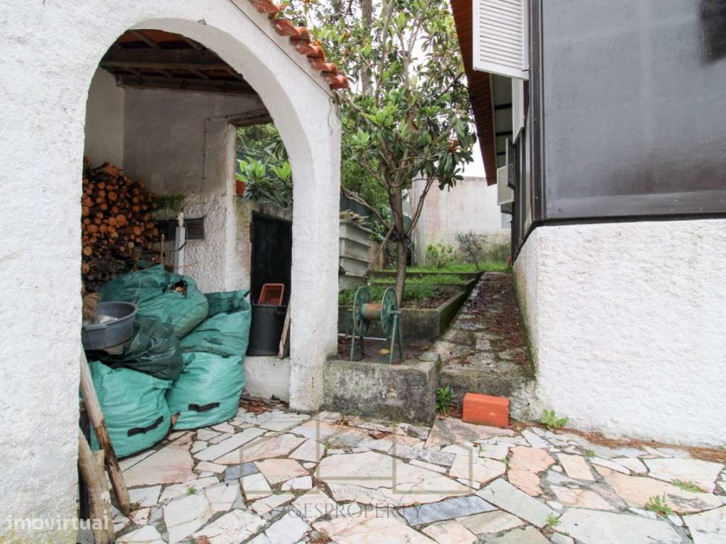 Casa de Madeira, em lote com 400m2, na Lagoa de Albufeira - Sesimbra-27