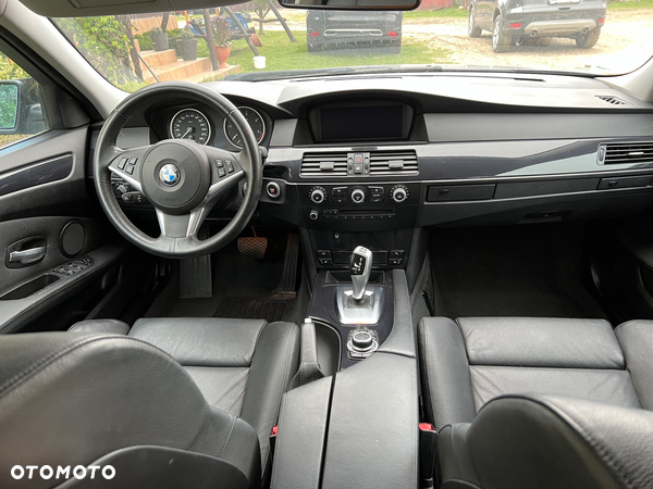 BMW Seria 5 530d xDrive - 6