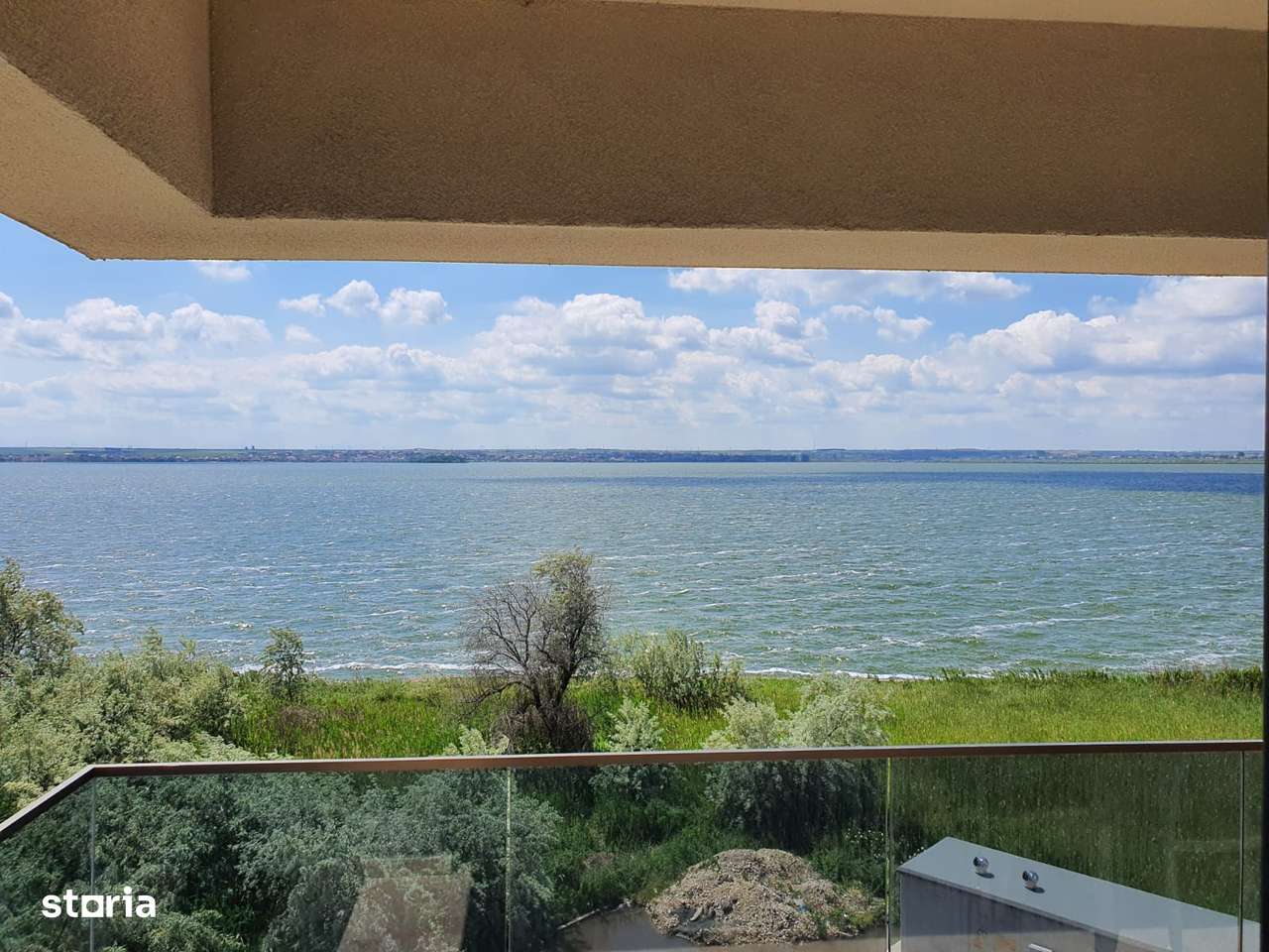 Apartment for rent with a price drop in Tomis 2