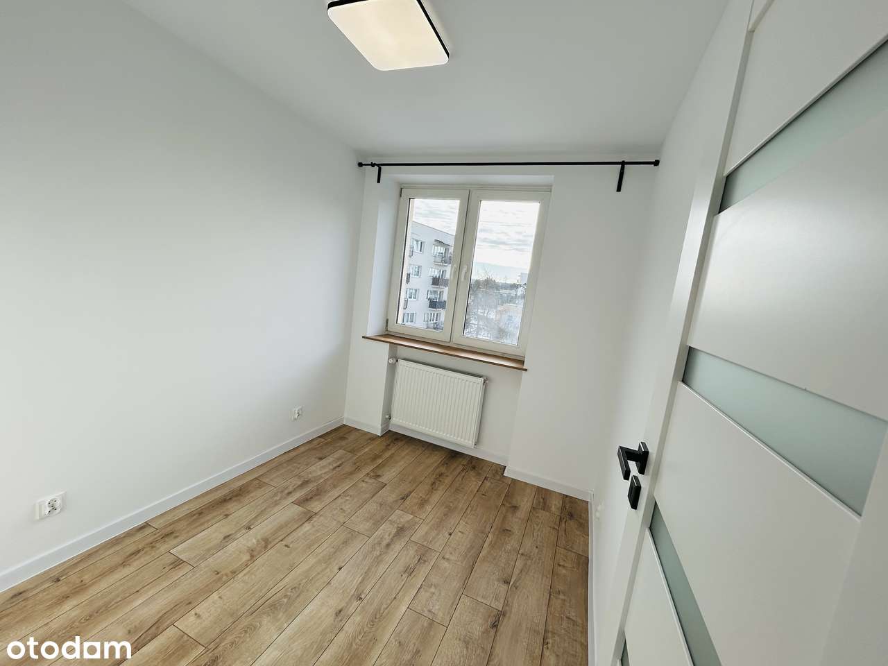 0% Prowizji, 3 Pokoje plus Kuchnia, C.O. Miejskie, Balkon, Po Remoncie-9