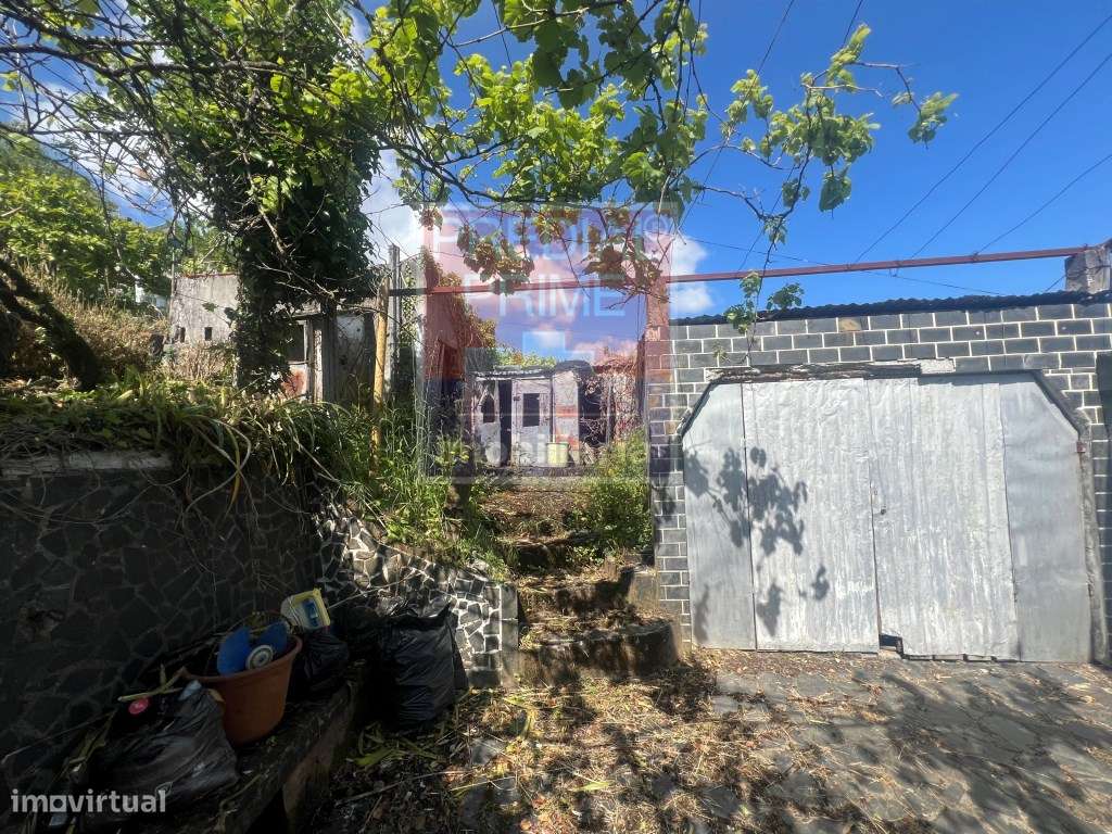 MORADIA INDEPENDENTE COMPOSTA POR 2 CASAS EM CANELAS AROUCA-12