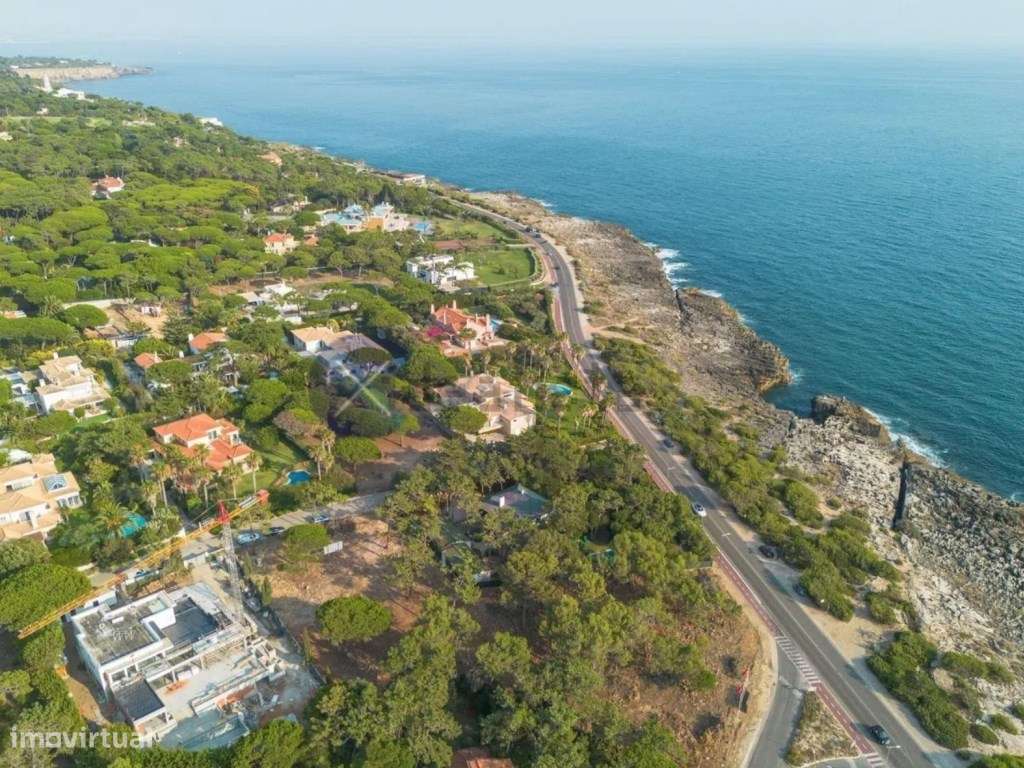 Moradia para obras totais para uma construção máxima de 554 m2, T6 ...-18