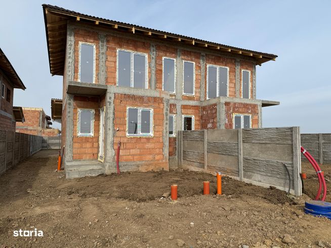 Comision 0%! Duplex P+1+Pod, 3 camere, 80mp utili, Bazosul Nou!-3