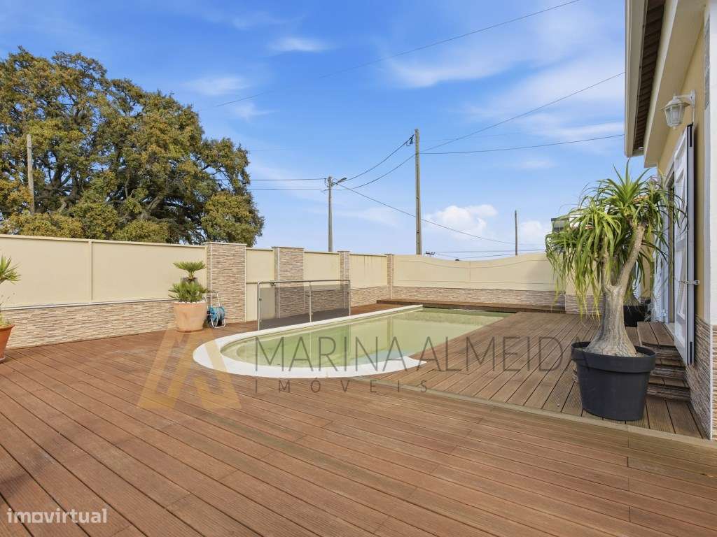 Moradia Térrea T3 geminada com aproveitamento de sótão, piscina, es...-23