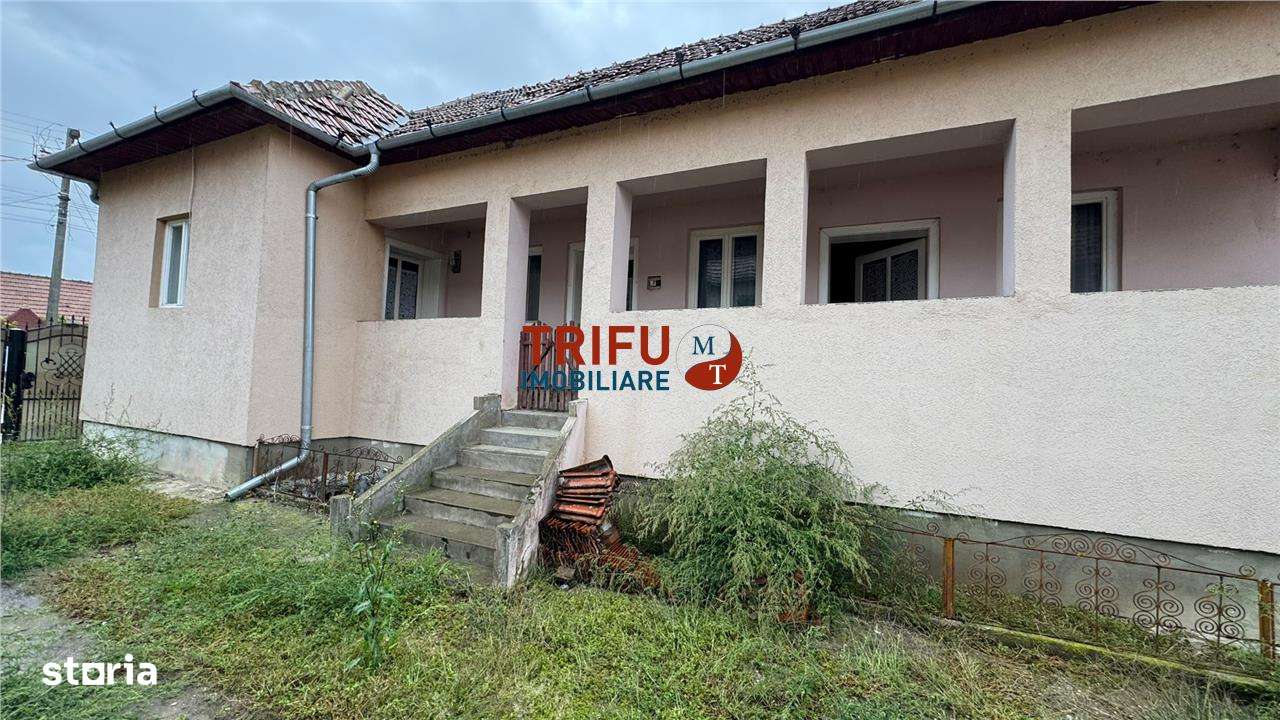 Casă de vânzare 1367 mp teren în Cricău - Imagine principală: 2/12