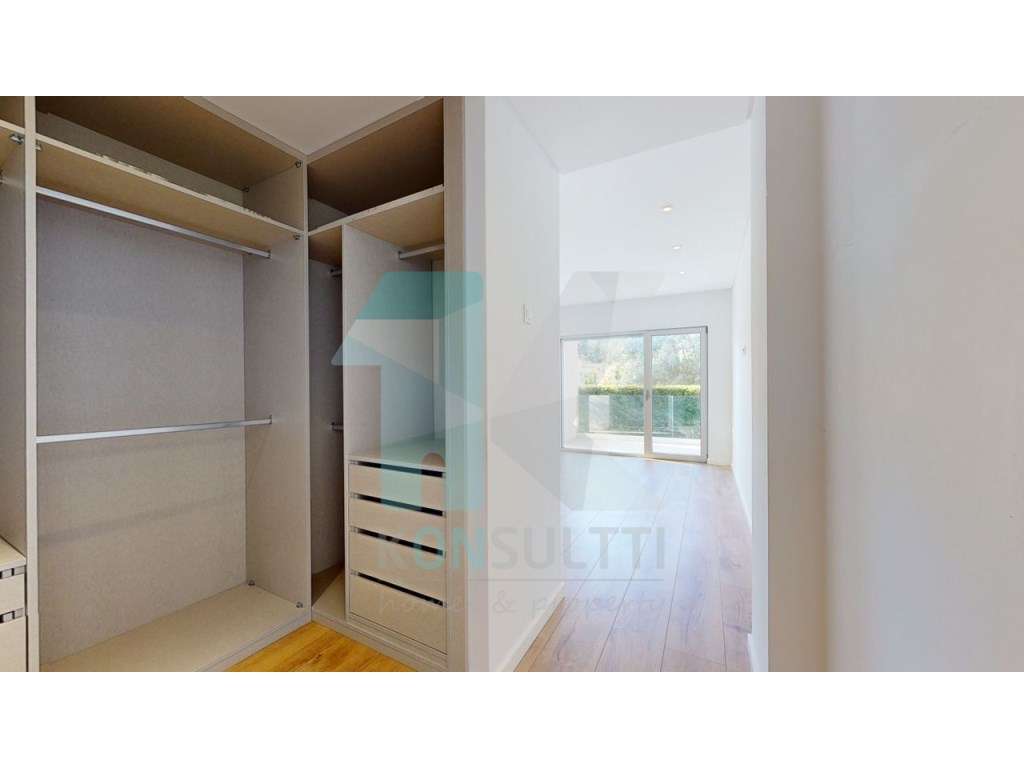 Moradia T6 elegante e sofisticada na Herdade da Aroeira-22