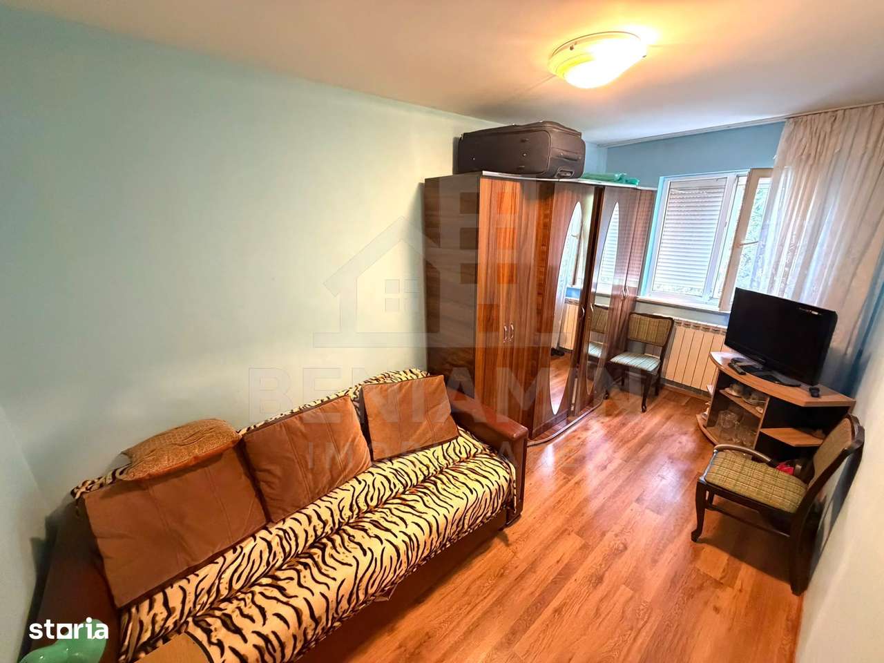 Apartament cu 3 camere - Craiovita Noua - etaj intermediar-4