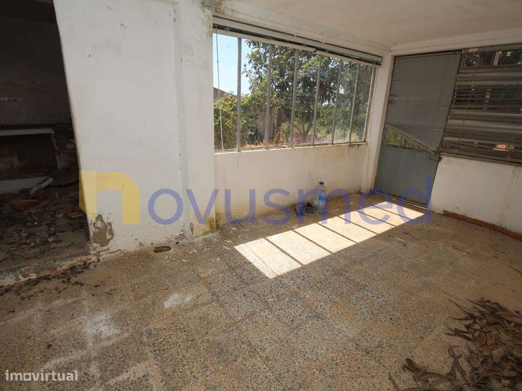 Casa com Projeto Aprovado para Moradia T3 com Piscina | Poço Barret...-23