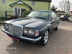 Mercedes-Benz W123 - 1