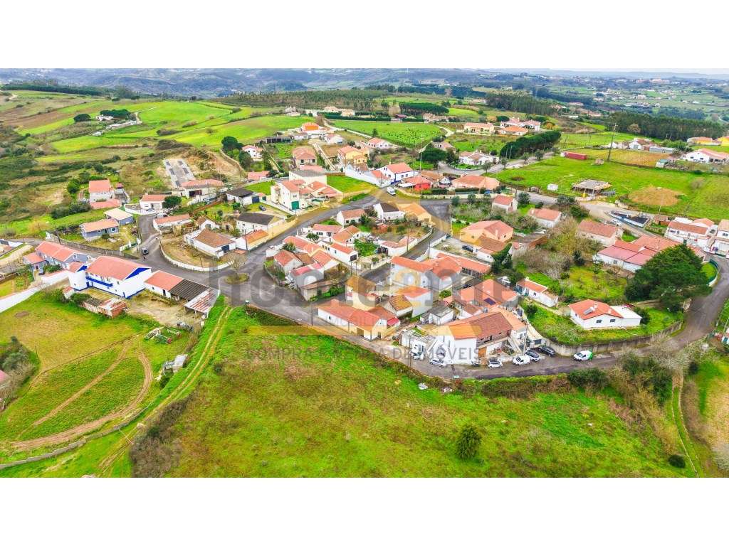 Moradia T2 -Zibreira de Fetais- Sobral de Monte Agraço-13