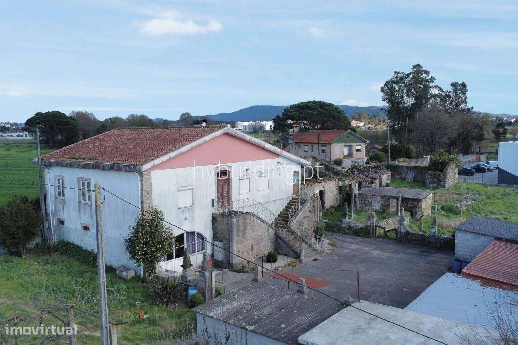 Quintinha localizada em  Tamel (São Veríssimo) - Grande imagem: 2/15