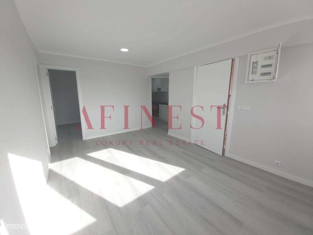 APARTAMENTO T2 NA PONTINHA, LISBOA - Grande imagem: 4/17