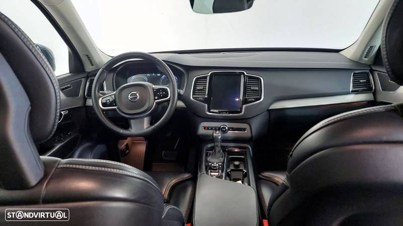 Volvo XC 90 - 13