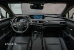 Lexus UX 250h - 2