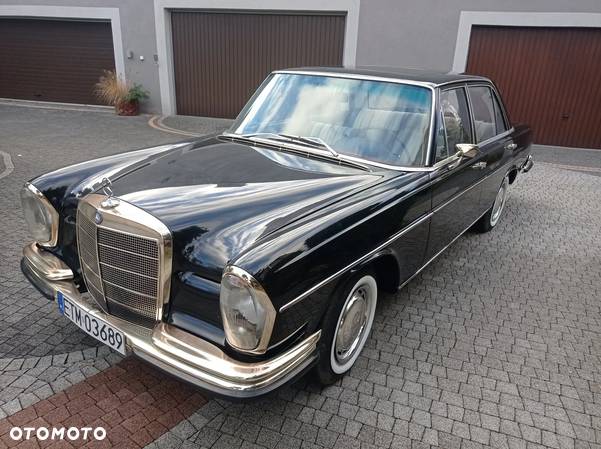 Mercedes-Benz Inny - 1