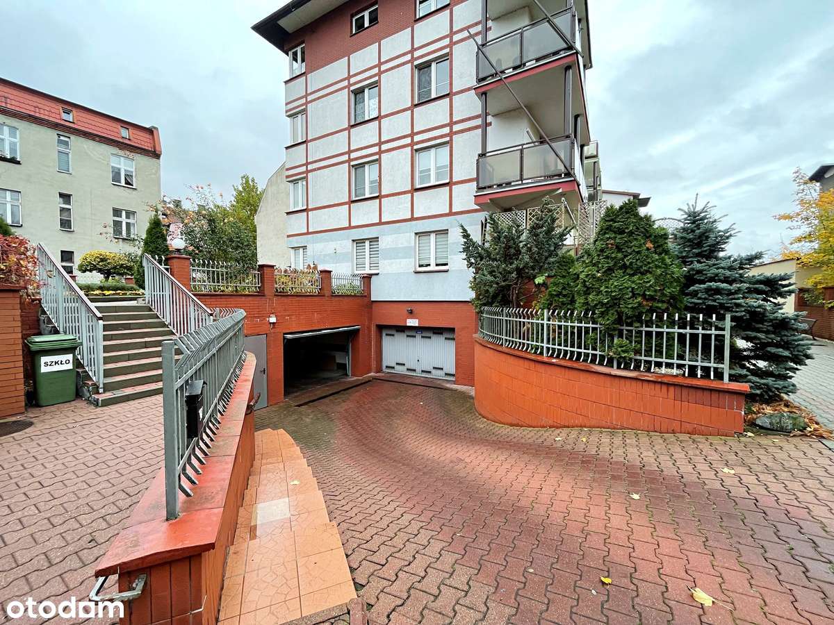 Piękna okolica | 86.6m2 | ogrodzony blok przy parku | z kominkiem-11